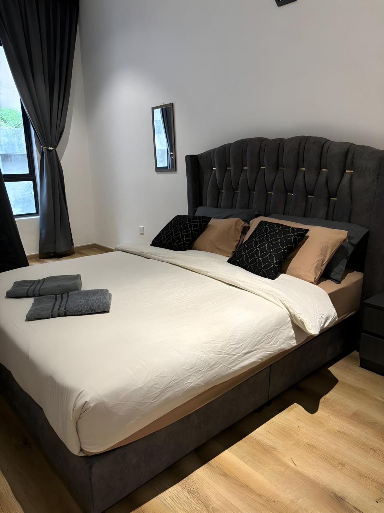 Serene Terrace House 2-12pax &sunrise View Holiday home