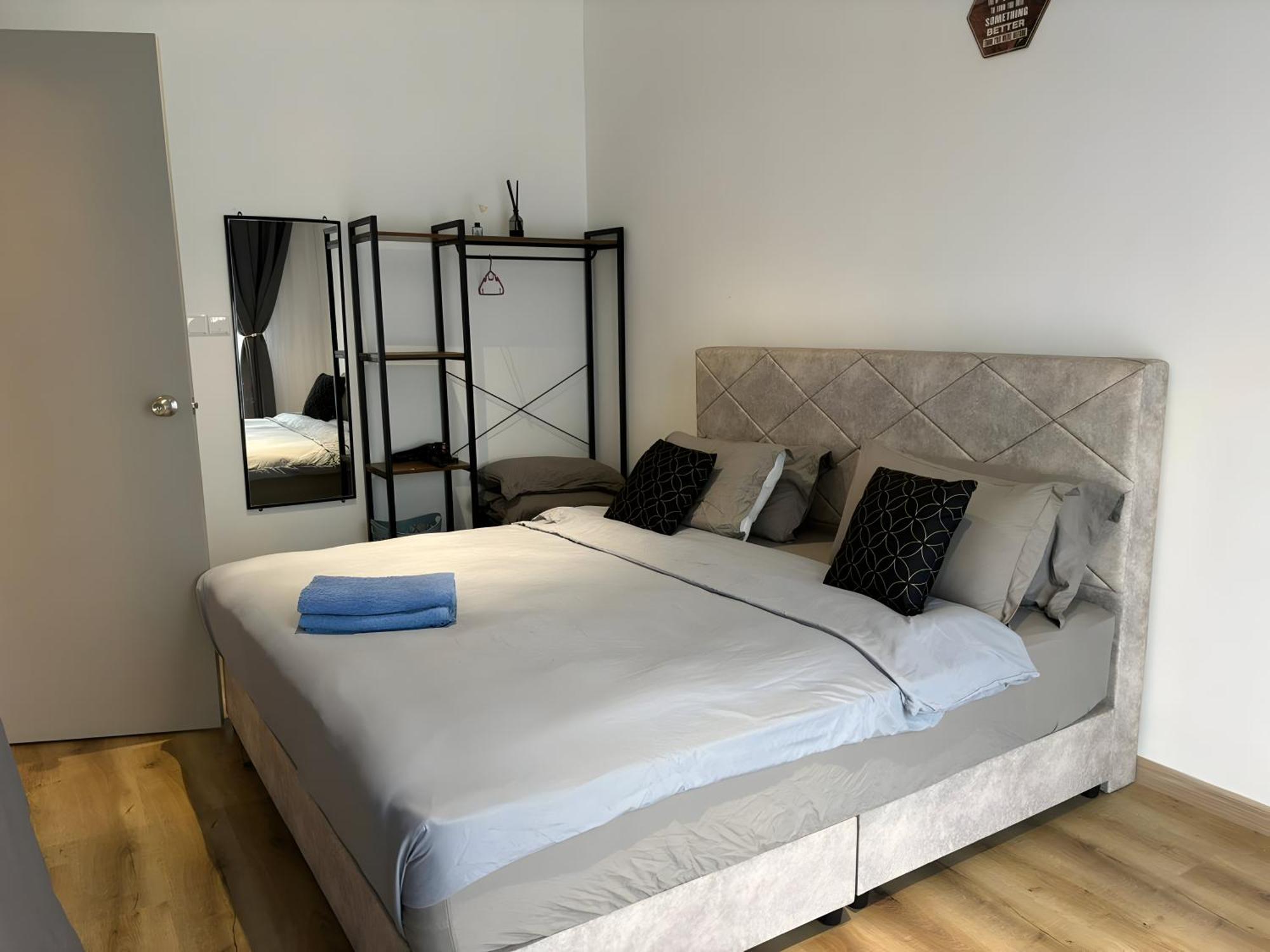 Serene Terrace House 2-12pax &sunrise View
